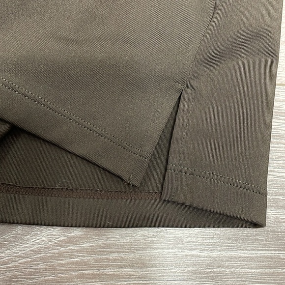 Athleta Inner Strength Built In Bra Tank Top Olive Green 36C - Picture 15 of 15